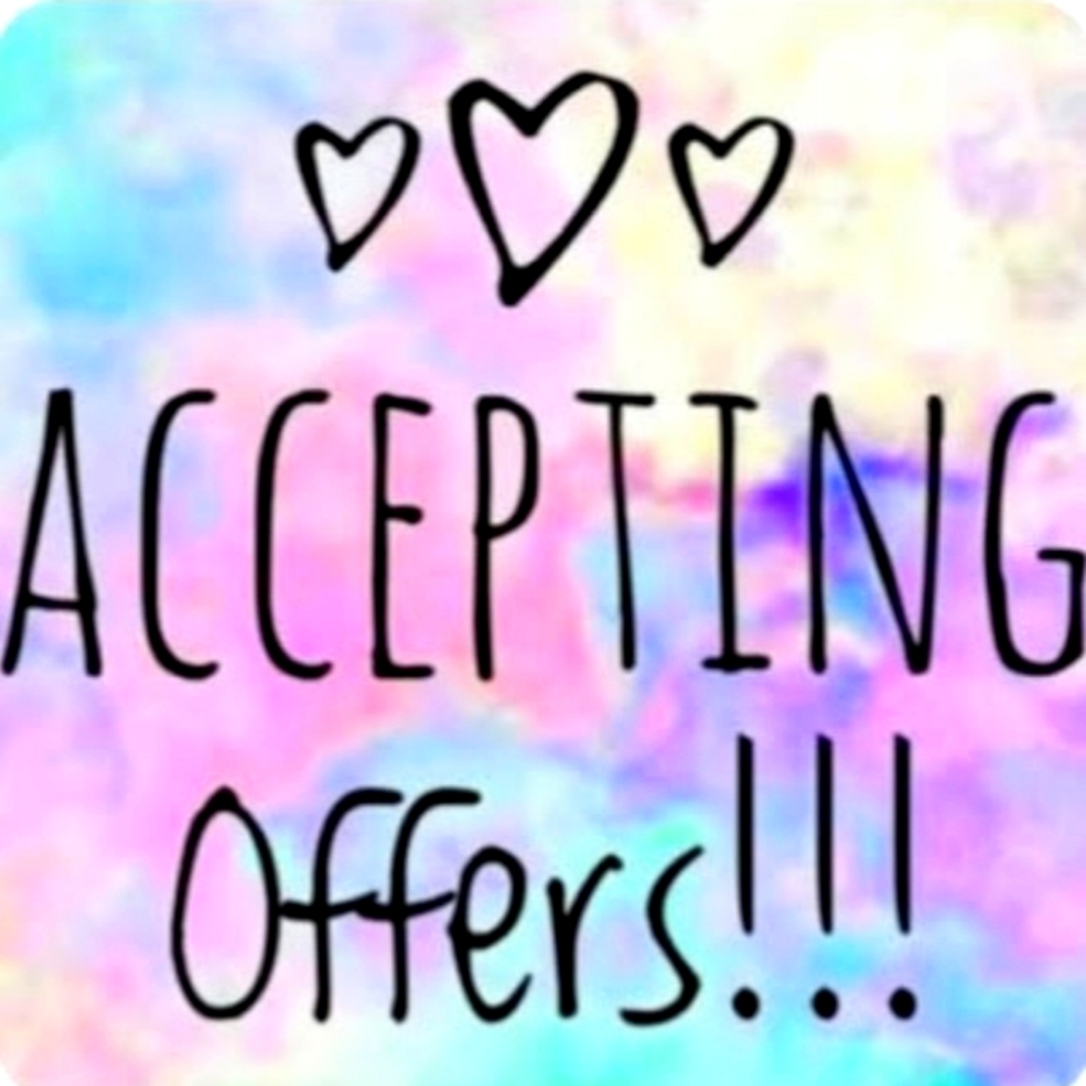 accepting offers come shop in my closet